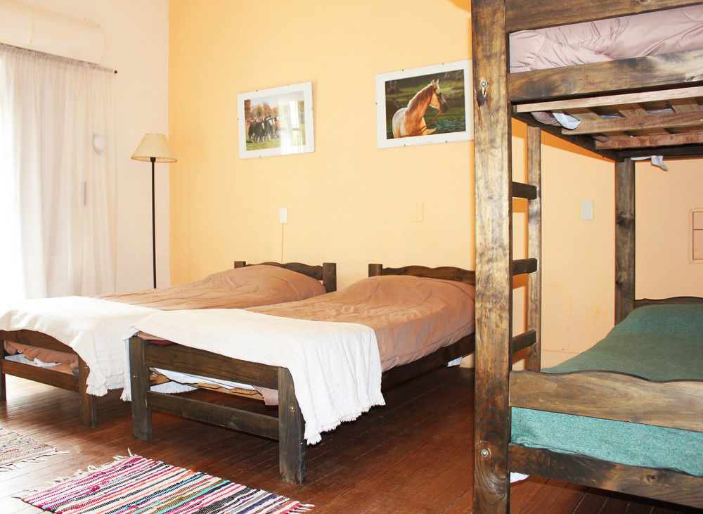 Areco Hospedaje San Antonio de Areco Bagian luar foto